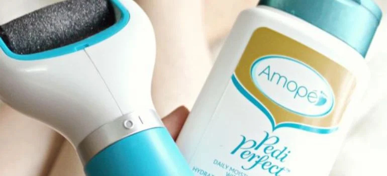 Amope vs Emjoi Choosing the Perfect Foot Care Solution: Overview