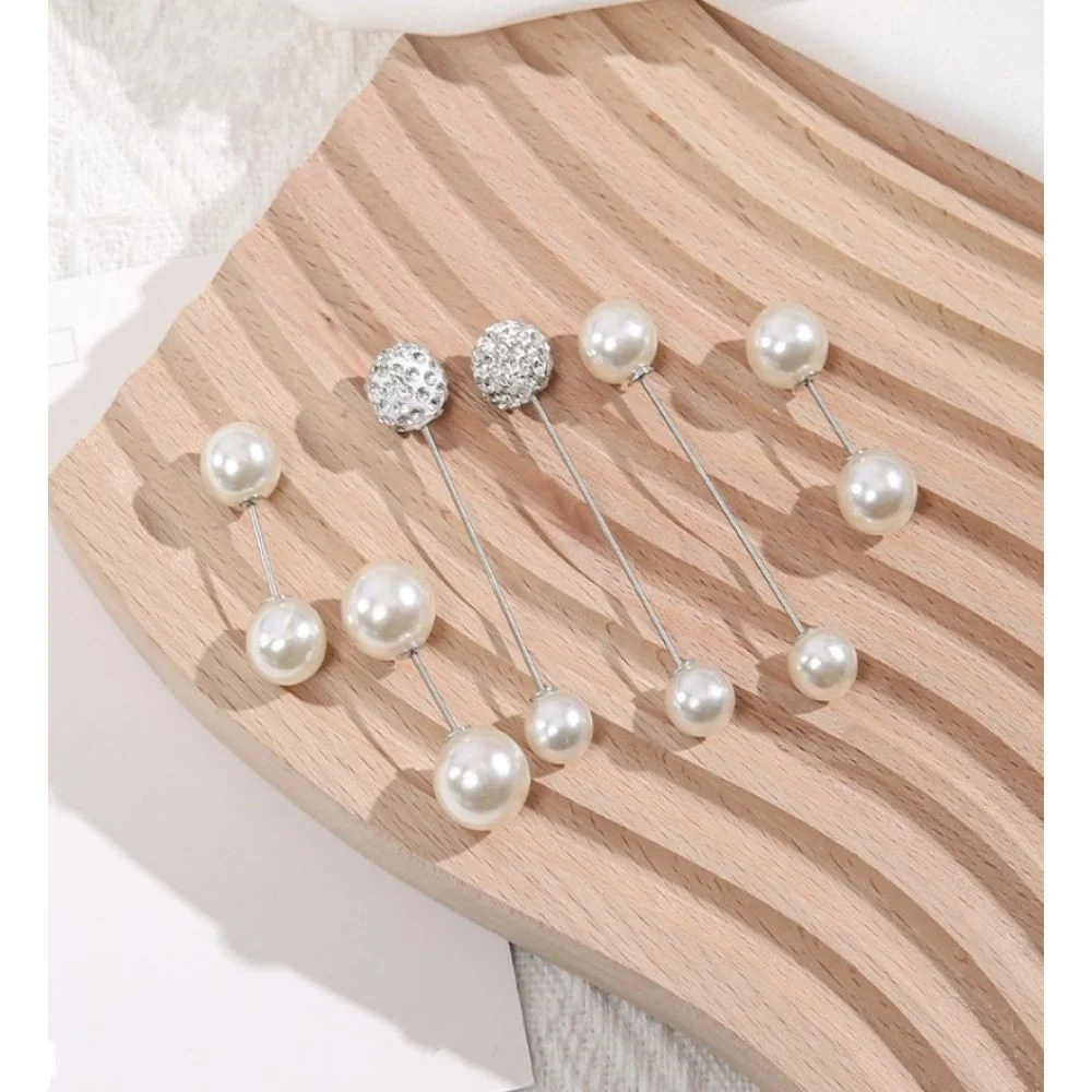 Arranging Accessories: From Function to Flair