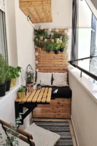 Balcony Décor with Wooden Décor Benches: The Core Concept