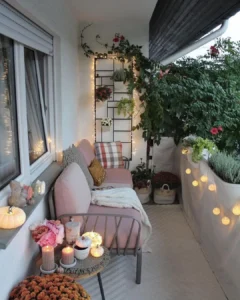 Balcony décor with woven textures: Foundations of a Cozy Retreat