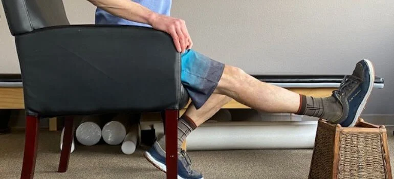 Best chairs to sit in after knee replacement a guide to comfort and recovery: Ergonomic Essentials
