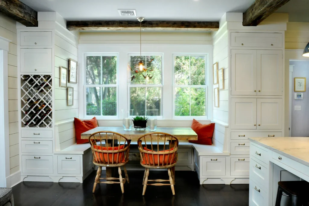 Choosing the Right Layout for Your Breakfast Nook