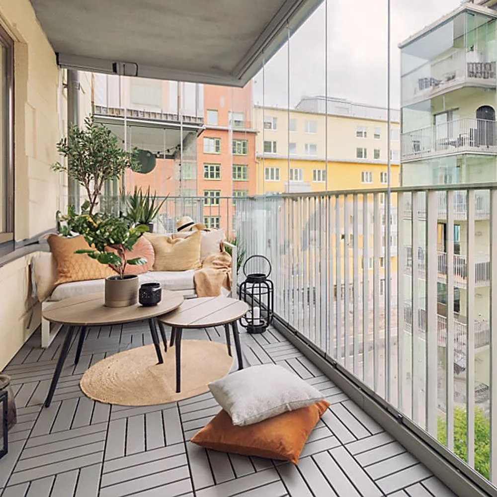 Choosing the Right Table for Simple Balcony Coffee Table Décor