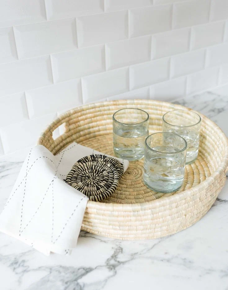 Choosing the Right Woven Tray for Your Space