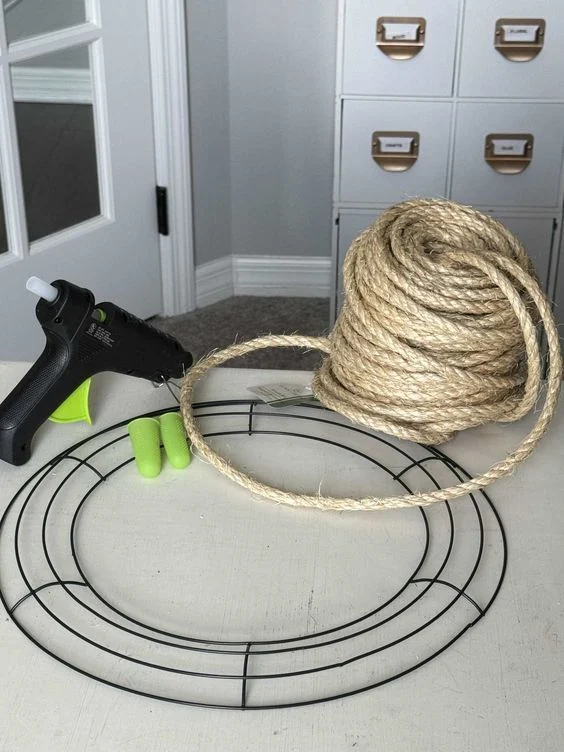 DIY rope décor ideas for the Bedroom: Subtle Serenity and Organized Spaces