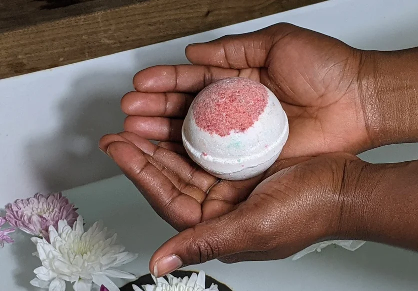 Do Bath Bombs Really Clean You? Understanding How They Work