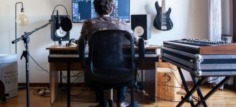 Finding the Perfect Harmony the Ultimate Guide to Choosing the Best Music Studio Chair: Ergonomic Foundations