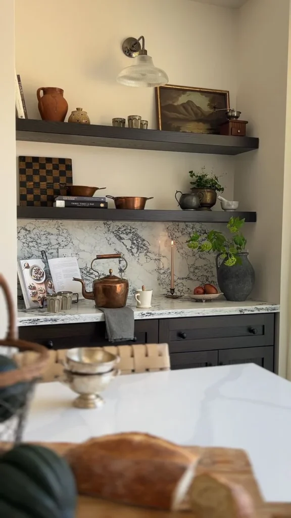 kitchen shelf styling inspiration: Embrace a Cohesive Theme