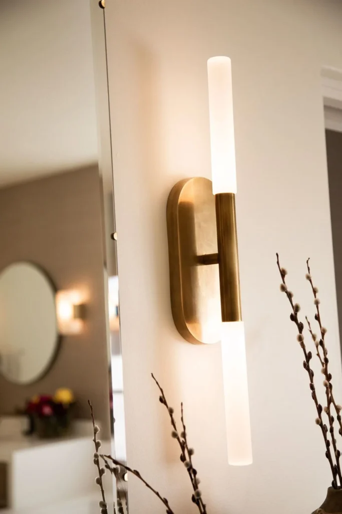 Lighting Solutions That Highlight Your Console Table