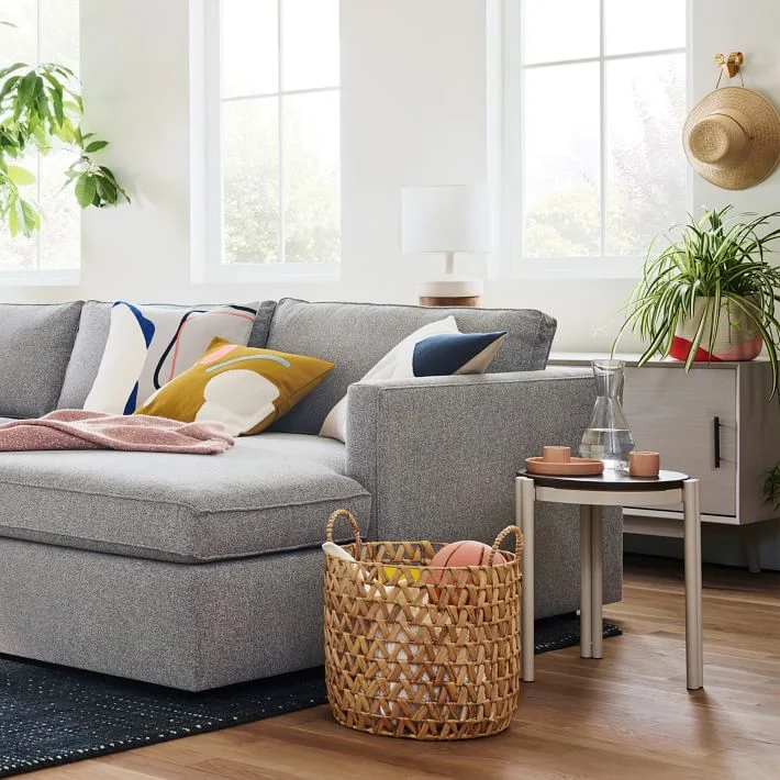 Living Room Basket Storage Décor Ideas: Mixing Function with Style