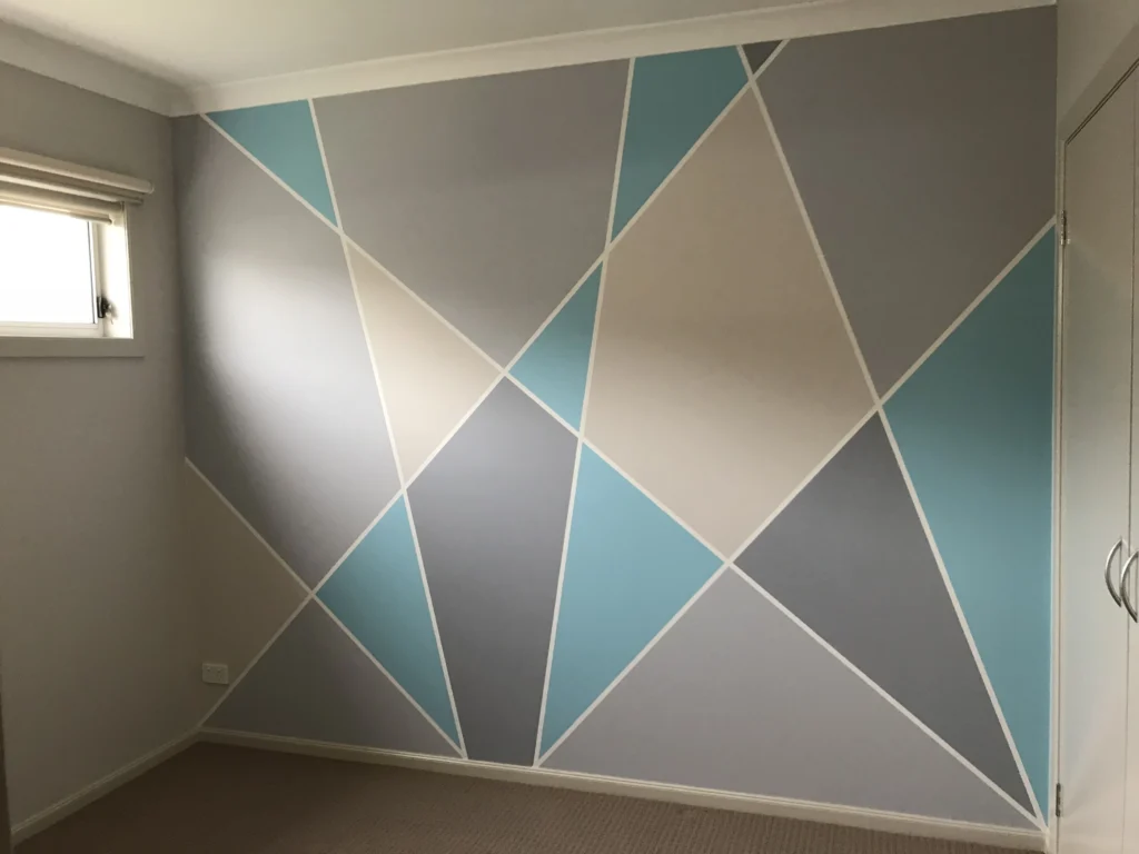 Materials and Techniques for Wall Décor with Geometric Patterns