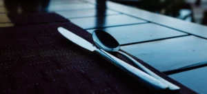 platinum glass vs stainless steel choosing the right material for your needs: Understanding the Materials