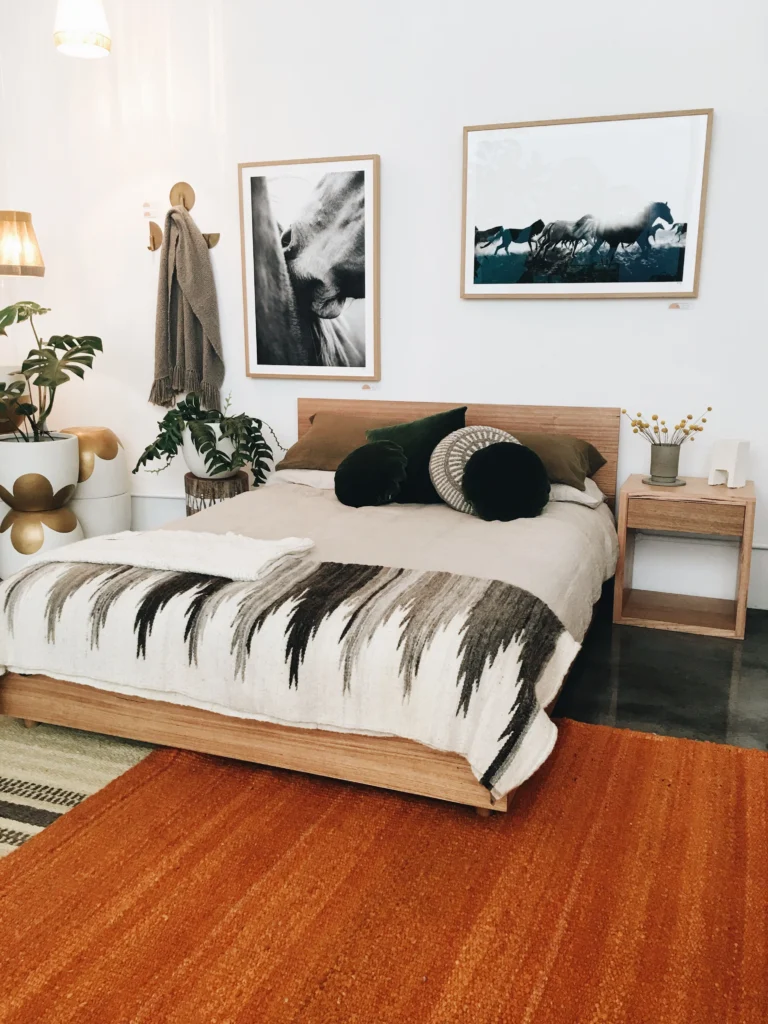 Styling techniques for bedroom décor with woven bedside rugs