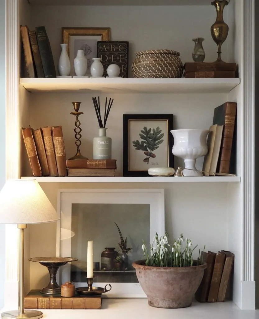 Styling Techniques for Shelf Arrangements
