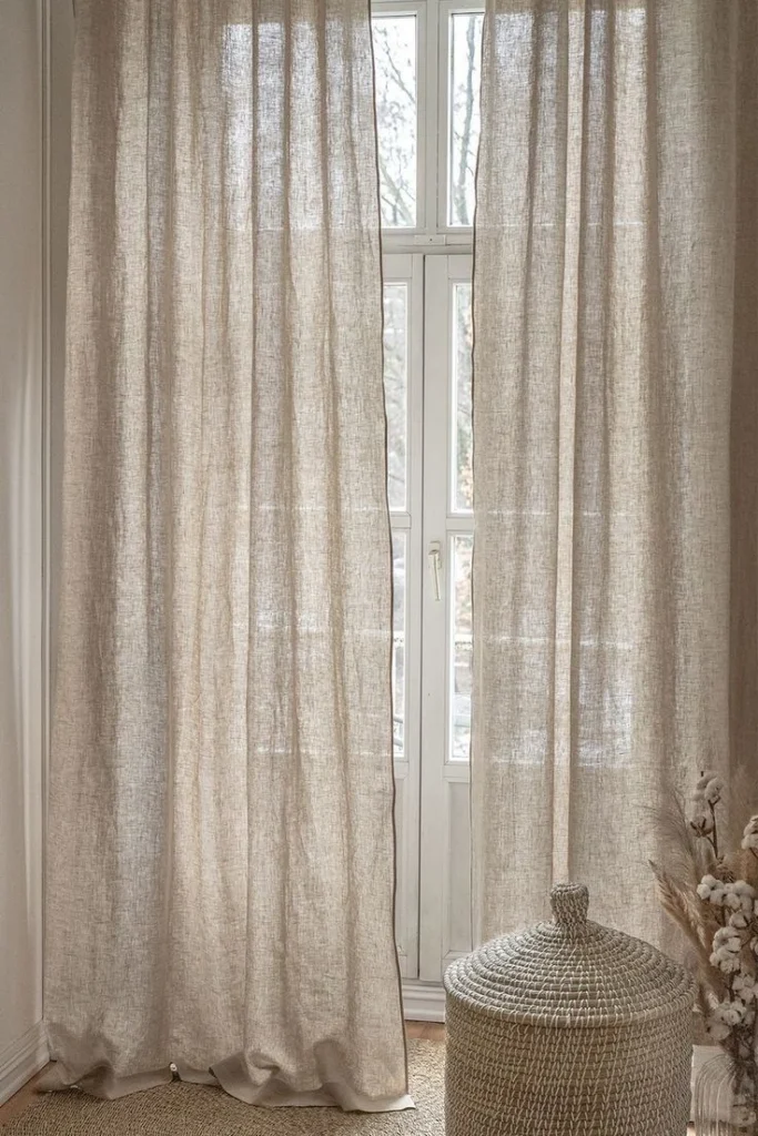 Understanding the Appeal of Linen in Living Room Décor with Linen Pillows