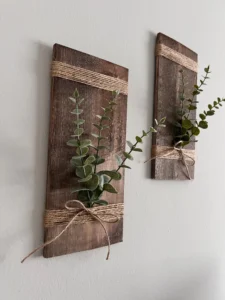 Understanding the Appeal of Wall Décor with Wooden Hanging Décor