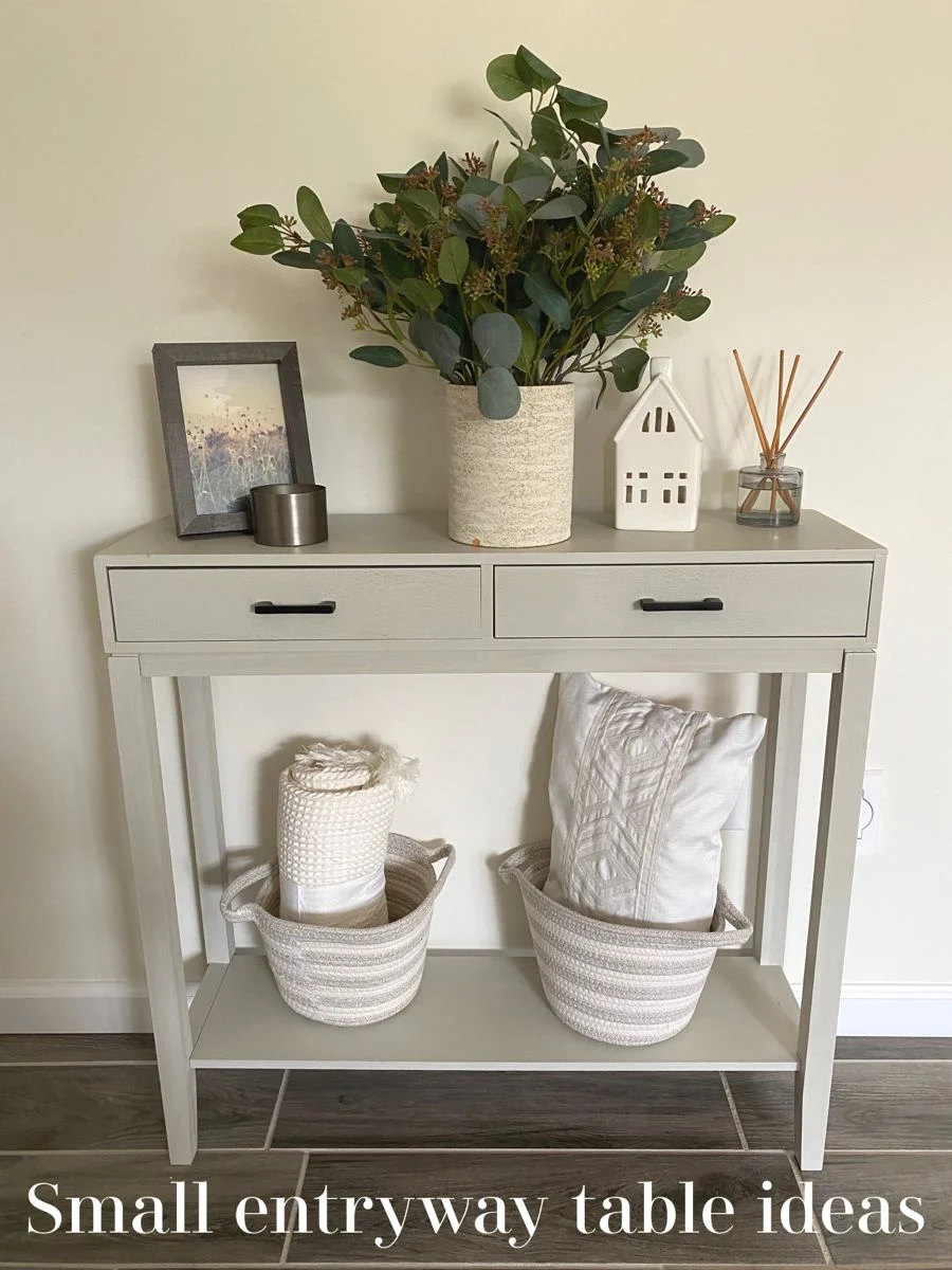 Why a Small Console Table Works Best for Hallway Décor with Small Console Table