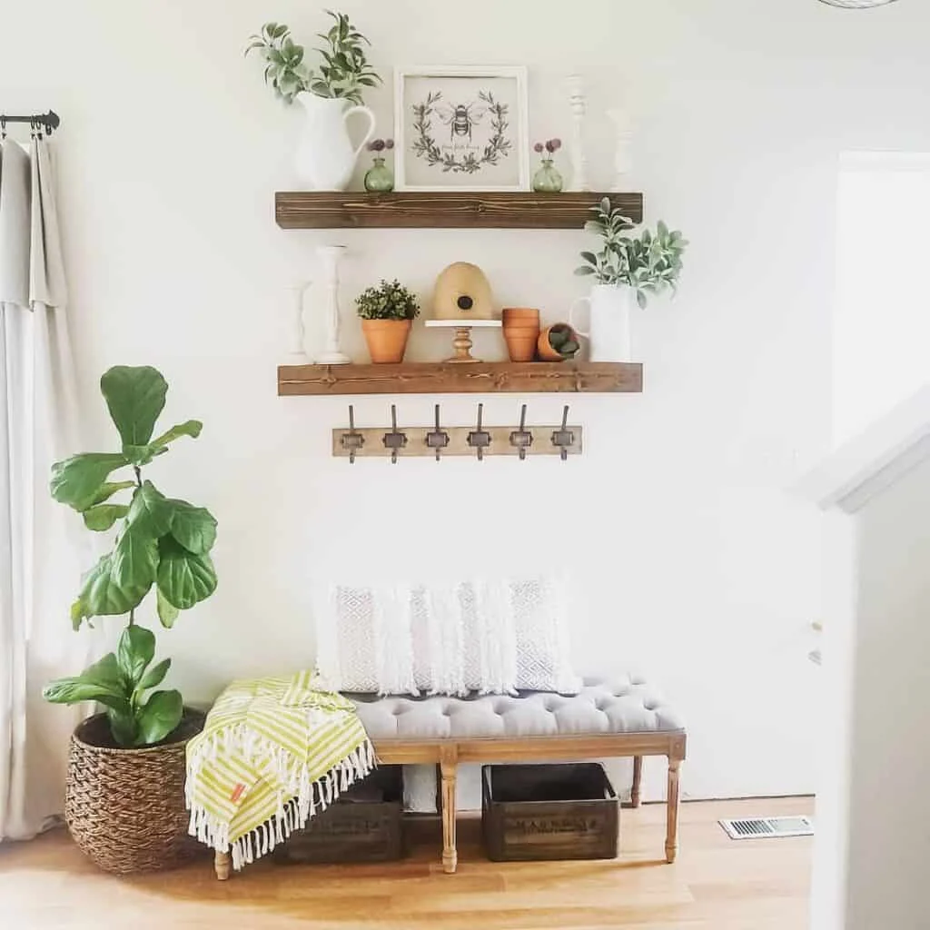 Why Choose Floating Shelves for Your Entryway Décor with Floating Shelves?