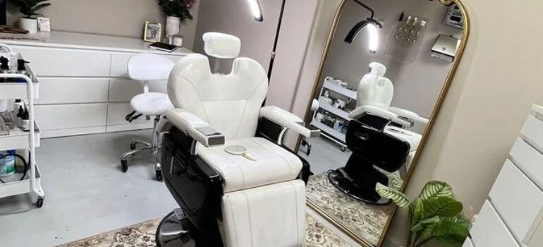 Why the best microblading chair enhance comfort and precision in your studio matters