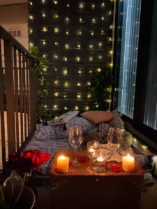 Balcony Décor with Fairy Light Décor: Planning the Perfect Layout