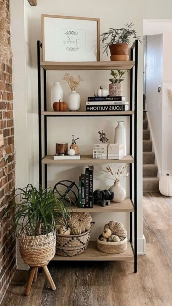 Choosing the Right Shelf Style for Your Entryway