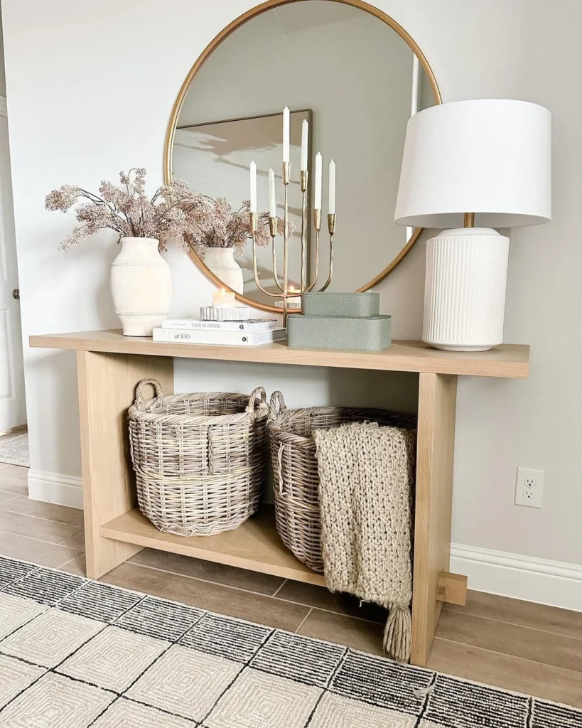 Designing a cohesive look: Pairing small baskets with other entryway elements