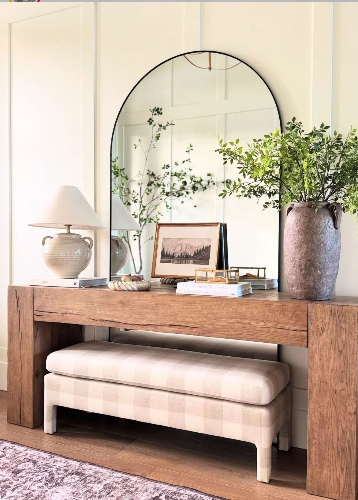 Entryway Console Styling Inspiration: Core Principles for a Cohesive Look