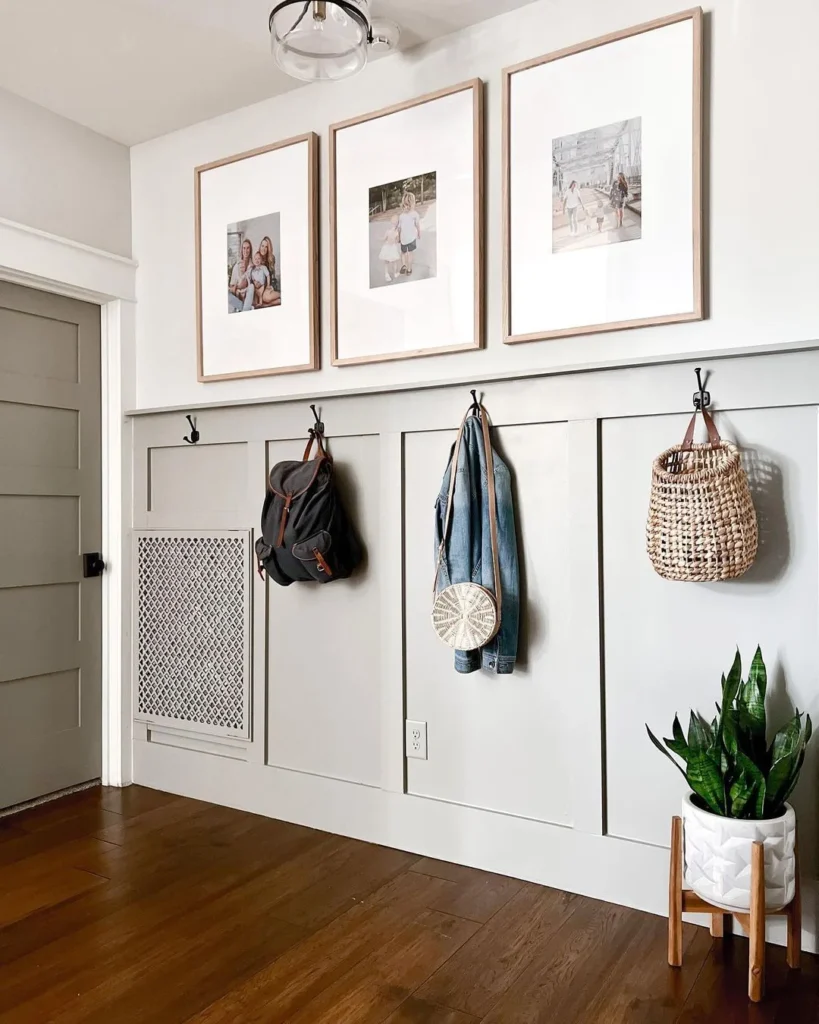 Entryway décor with hanging hooks: A Functional Design Statement