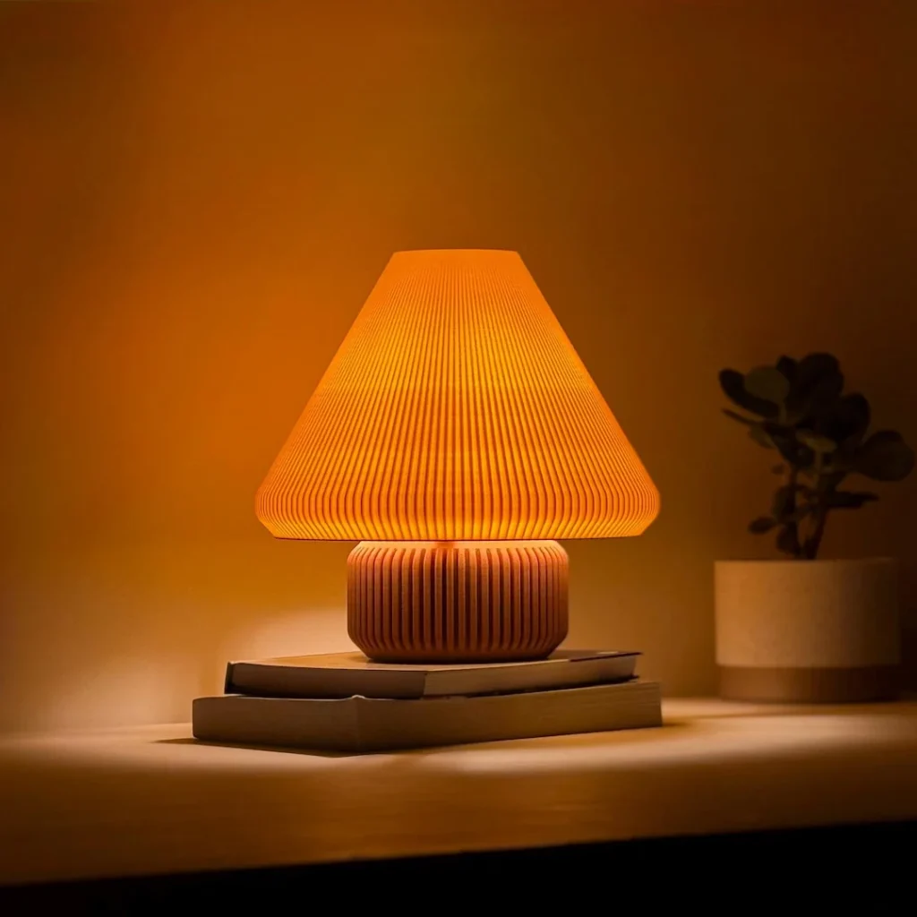 Integrating Warm Table Lamps with Color Schemes