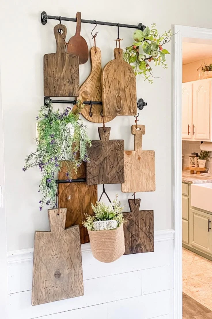 kitchen wall décor with wooden boards: A Natural Canvas