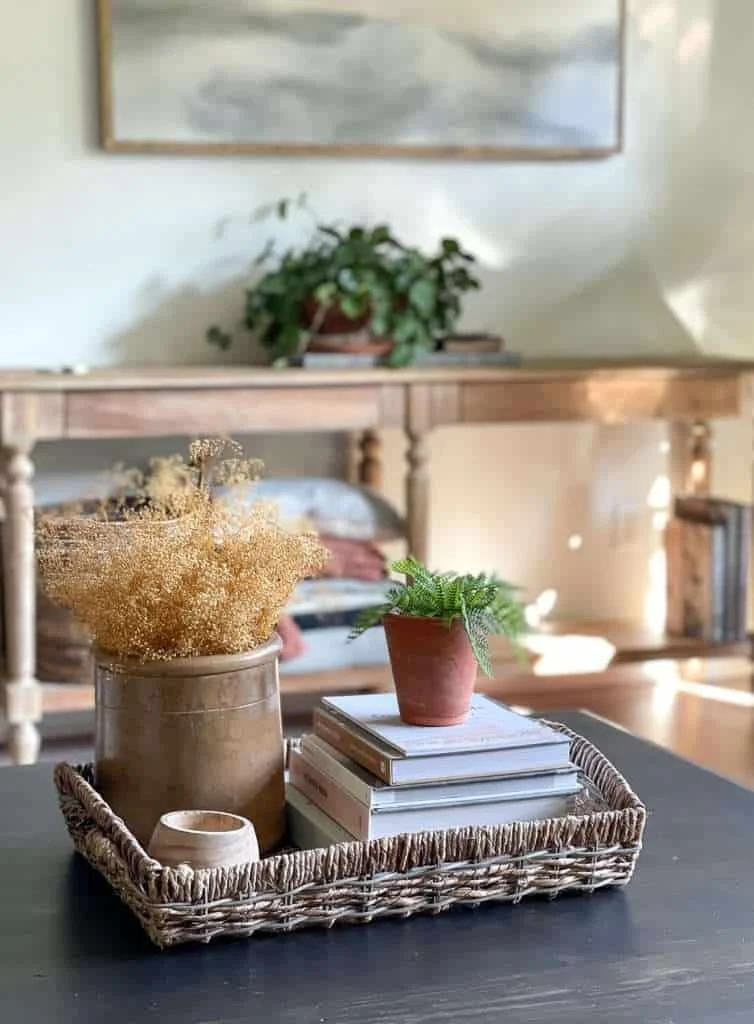 Living room styling: Tray as a coffee‑table centerpiece