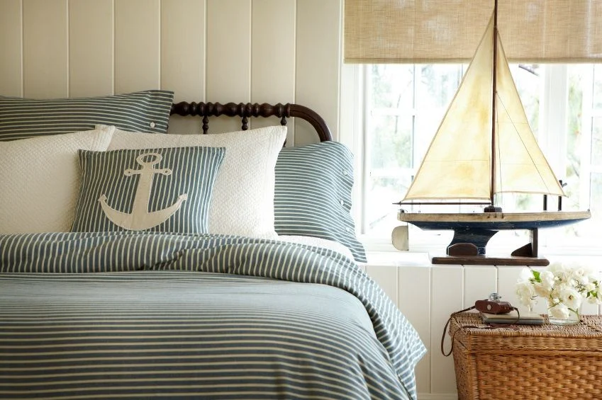 Maritime mastery in bedroom design