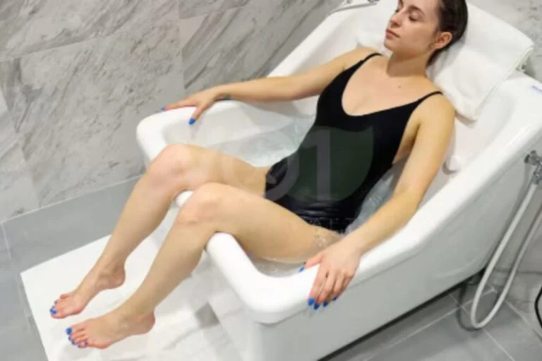 Mastering the art of the hip bath at the spa