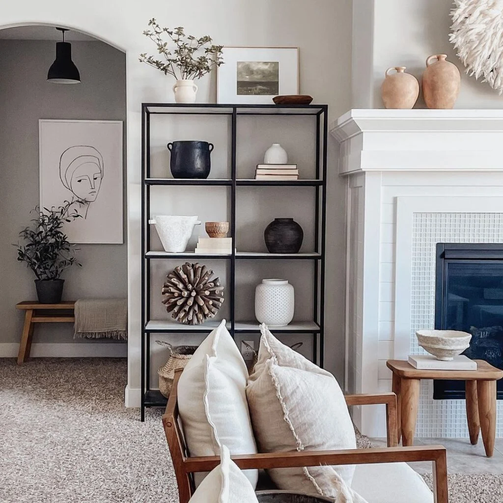 Mixing Materials and Finishes in Wall Shelf Décor Ideas