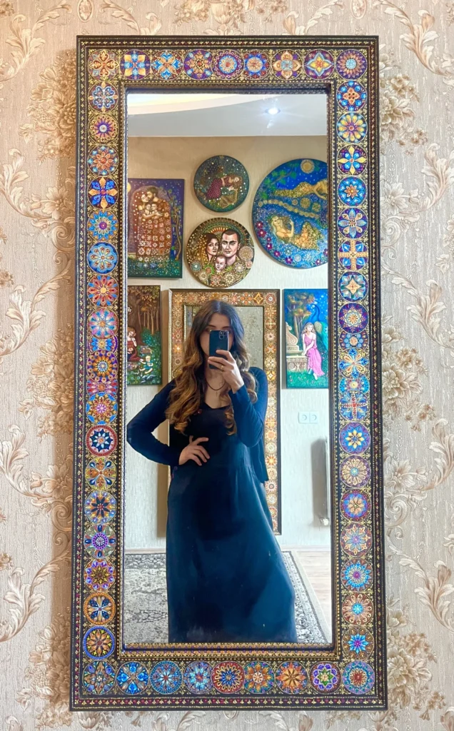 Styling with Mirrors and Artwork