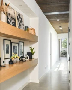 Why hallway décor with floating shelves works for any home