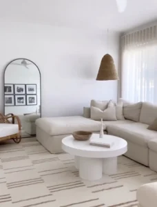 Why Minimal Living Room Décor with White Walls Works So Well